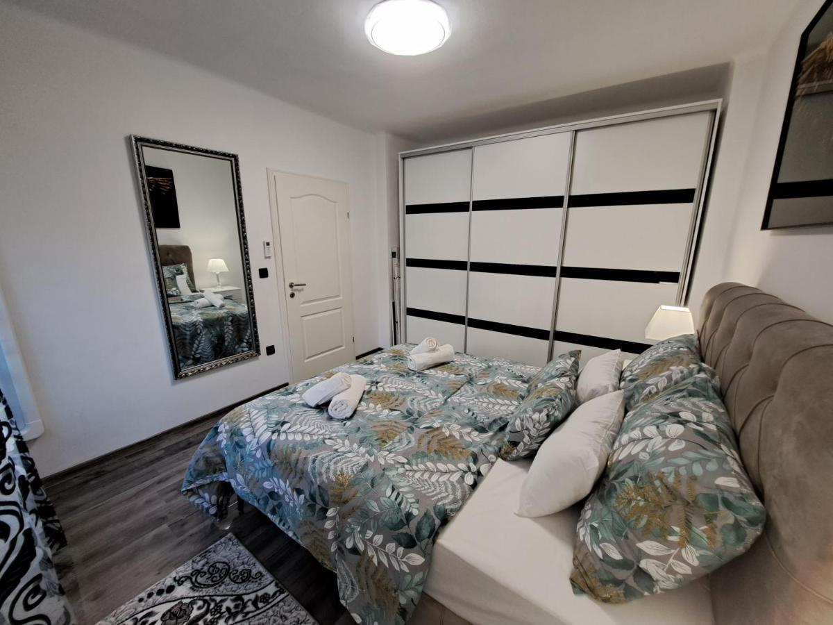 Apartment Monaco Риека Экстерьер фото